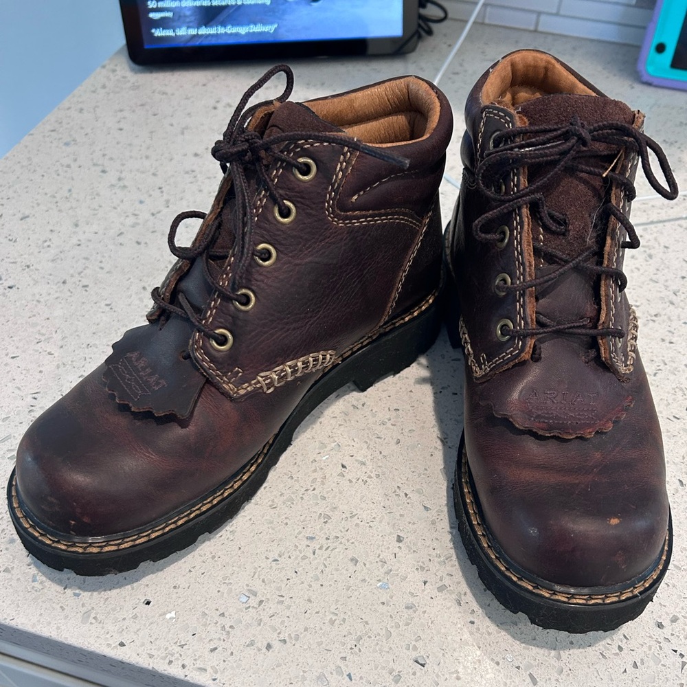 Ariat Women's Canyon Soft Toe Lace-Up Casual Western Boots